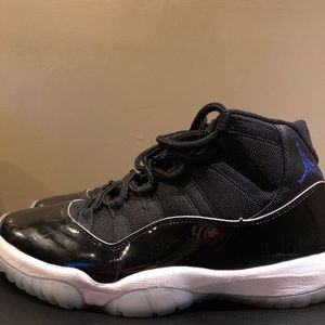 Jordan 11 Space Jams 2016